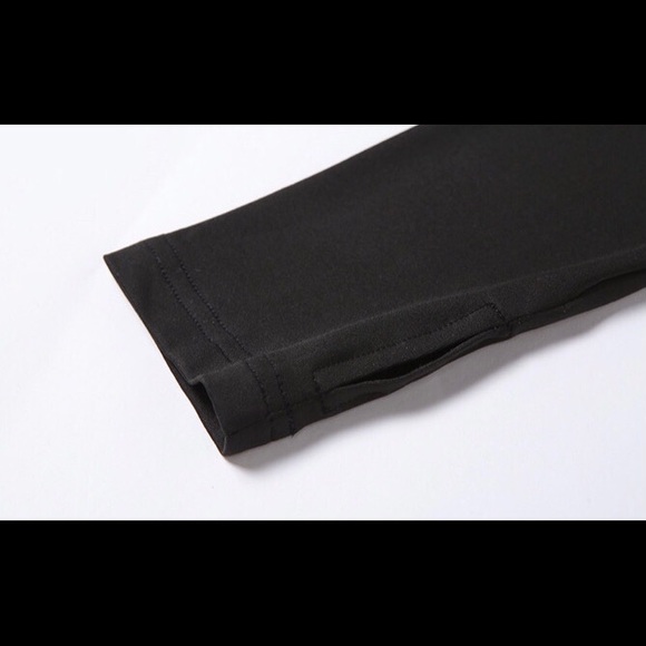 2 Piece Renaissance print top & long sleeve mesh top - Picture 12 of 12